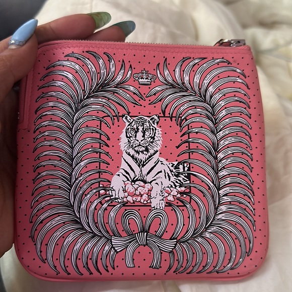 Hand-painted Hermes coin purse - Picture 4 of 8